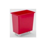 Polietilén, négyszögletes tároló, mobil, űrtartalom 135 l