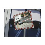 Forgalmi tükör, tükör biztonsági üvegből, piros fényvisszaveréssel 600x400 mm 