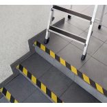 Öntapadó csúszásmentes szalag, 18,3 m szélesség 50 mm (sárga-fekete)