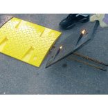 AM30 ZS Forgalom lassító fekvőrendőr záró elem 30 km/h 215x430x30 mm