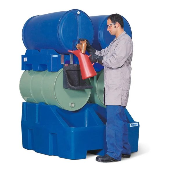 Lefejtő állomás RS típus polietilénből (PE), 4 db 200 l hordóhoz