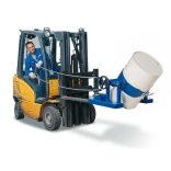 Hordóforgató villástargonca adapter 220 L hordókhoz ülésből kezelhető lánccal (festett)