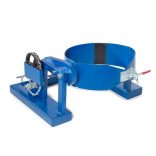 Hordóforgató villástargonca adapter 220 L hordókhoz ülésből kezelhető lánccal (festett)