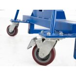 Hordóemelő, hordószorítóval, 200-220 literes hordó, keskeny alvázzal, emelési magasság 120-520 mm